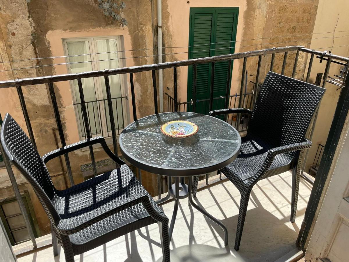 Apartament A Casa Di Elena Palermo Zewnętrze zdjęcie